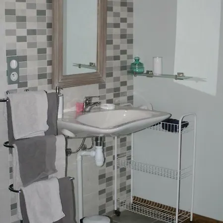 Gite De La Commanderie Holiday home Chatenay (Ain)