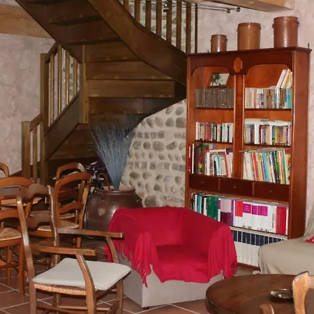 Holiday home Gite De La Commanderie *